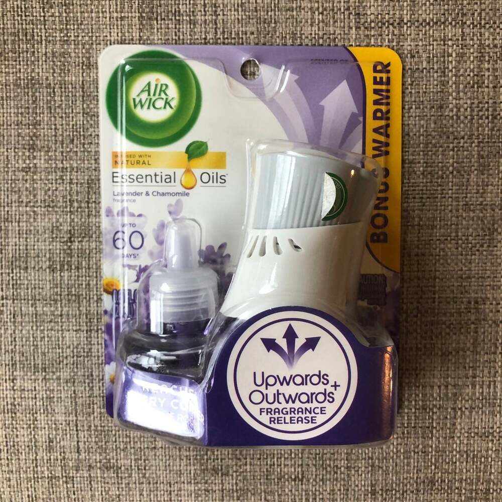 Air Wick Essential Oils Lavender Chamomile Warmer and Refill